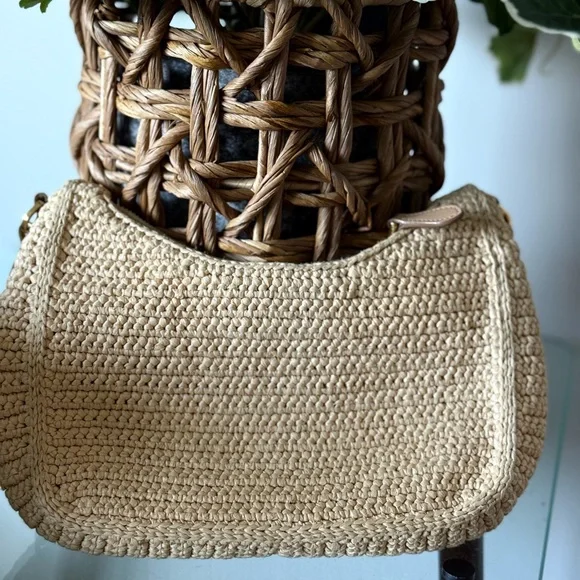 Prada Raffia Re-Edition - Picture 3 of 4